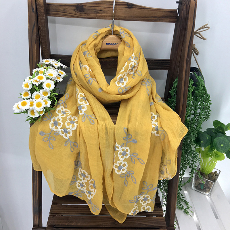 Many Colours Ethnic Embroidery - Embroidery Hijab recension och pris