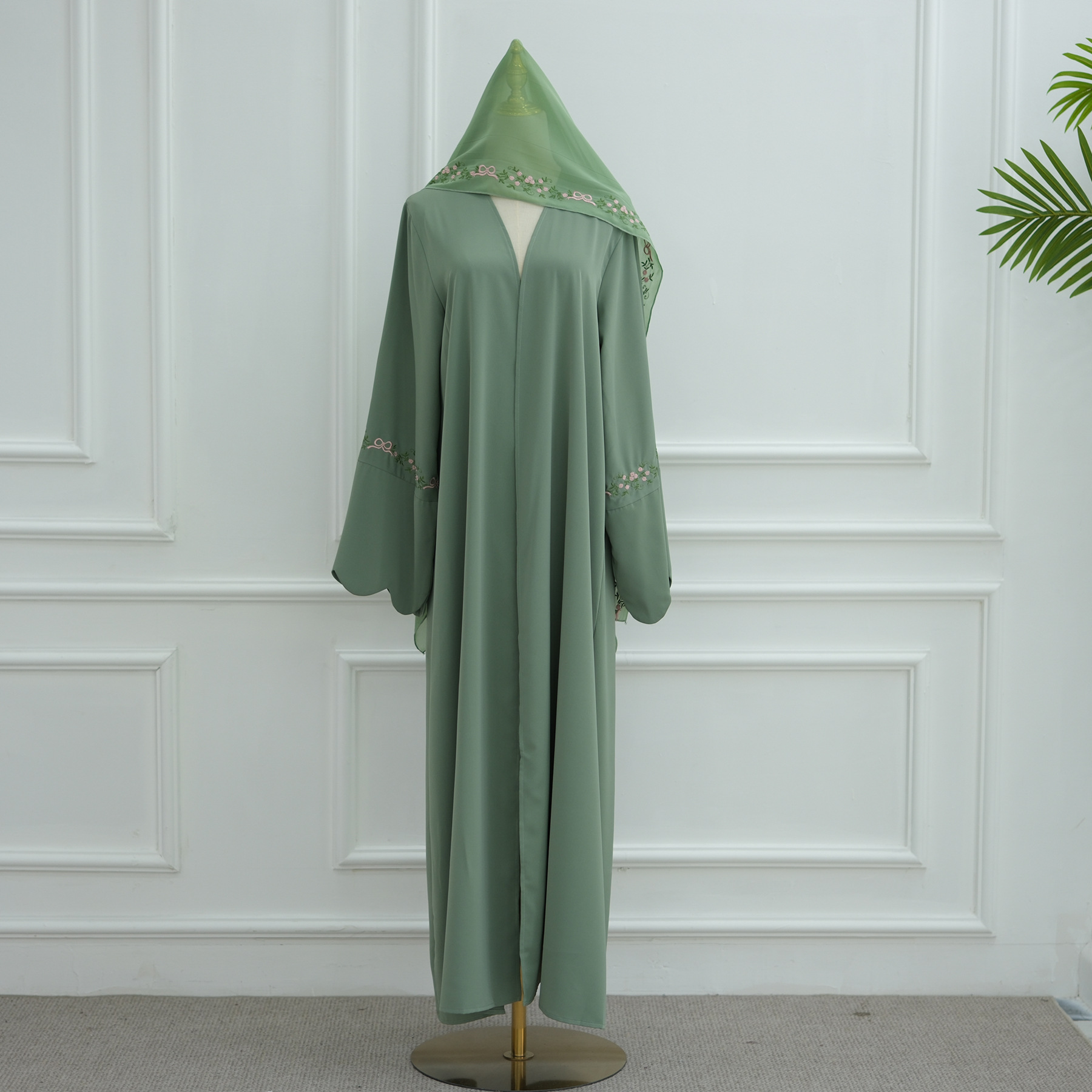 Dubai Abaya Manufacturer Islam - Embroidery Hijab recension och pris