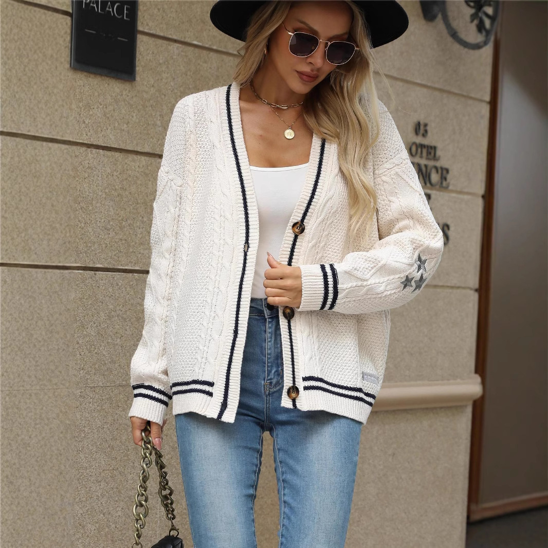 Women Vintage Cable Knit Cardi - Embroidery Letter N recension och pris